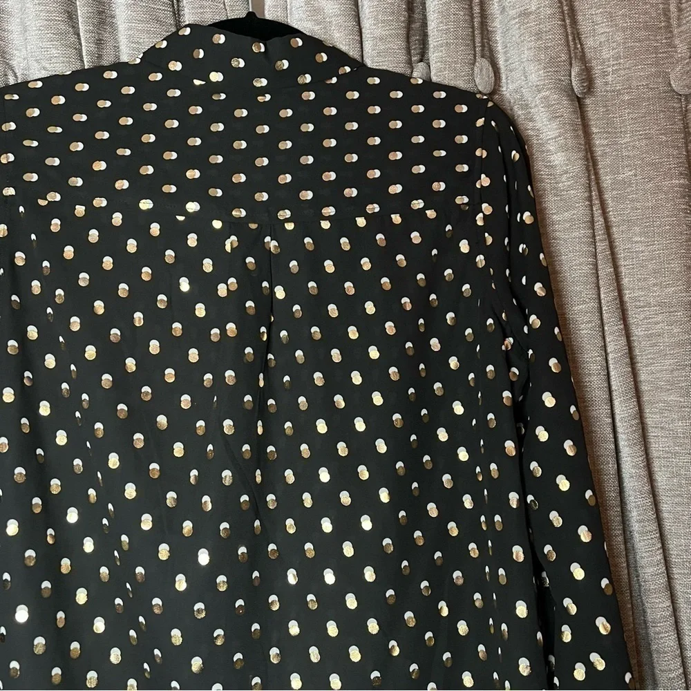 NWT Who What Wear Black Button Down Shirt with Gold & White Polka Dots Medium